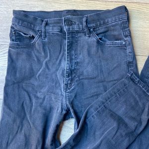 MOTHER “The Swooner- Not Guilty”, black/grey distressed size 26